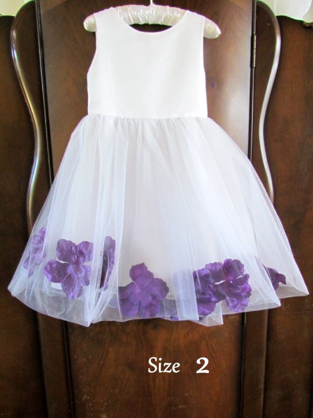 GIRL'S WHITE DRESS, 2T, FLOWER GIRL WEDDING PARTY, PURPLE FLOWERS in OVERSKIRT